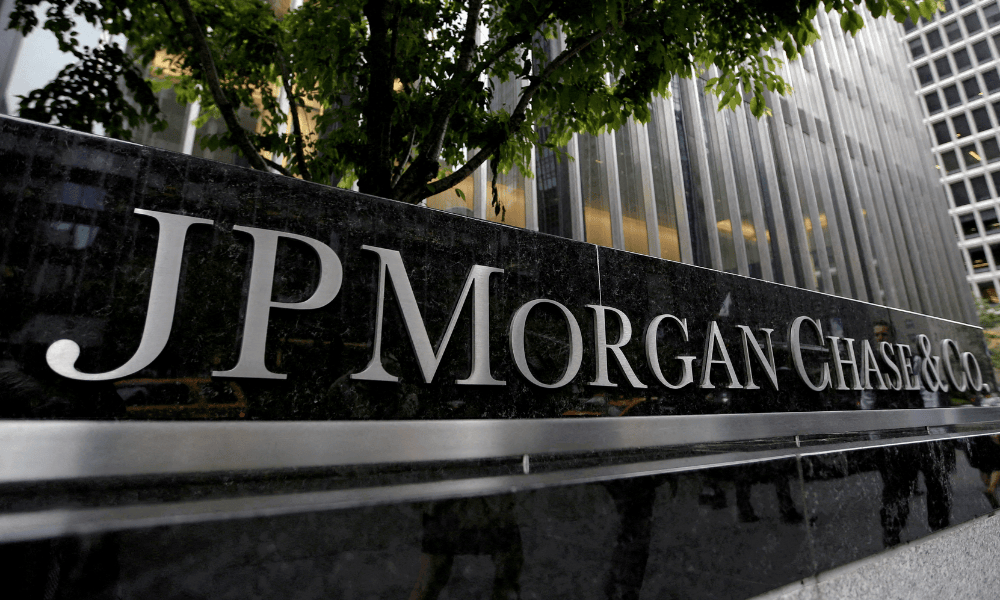 Fitch warns it may be forced to downgrade dozens of banks, including JPMorgan Chase - Streetcurrencies